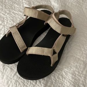 Teva Midform Universal Metallic gold Sandals chunky fatform